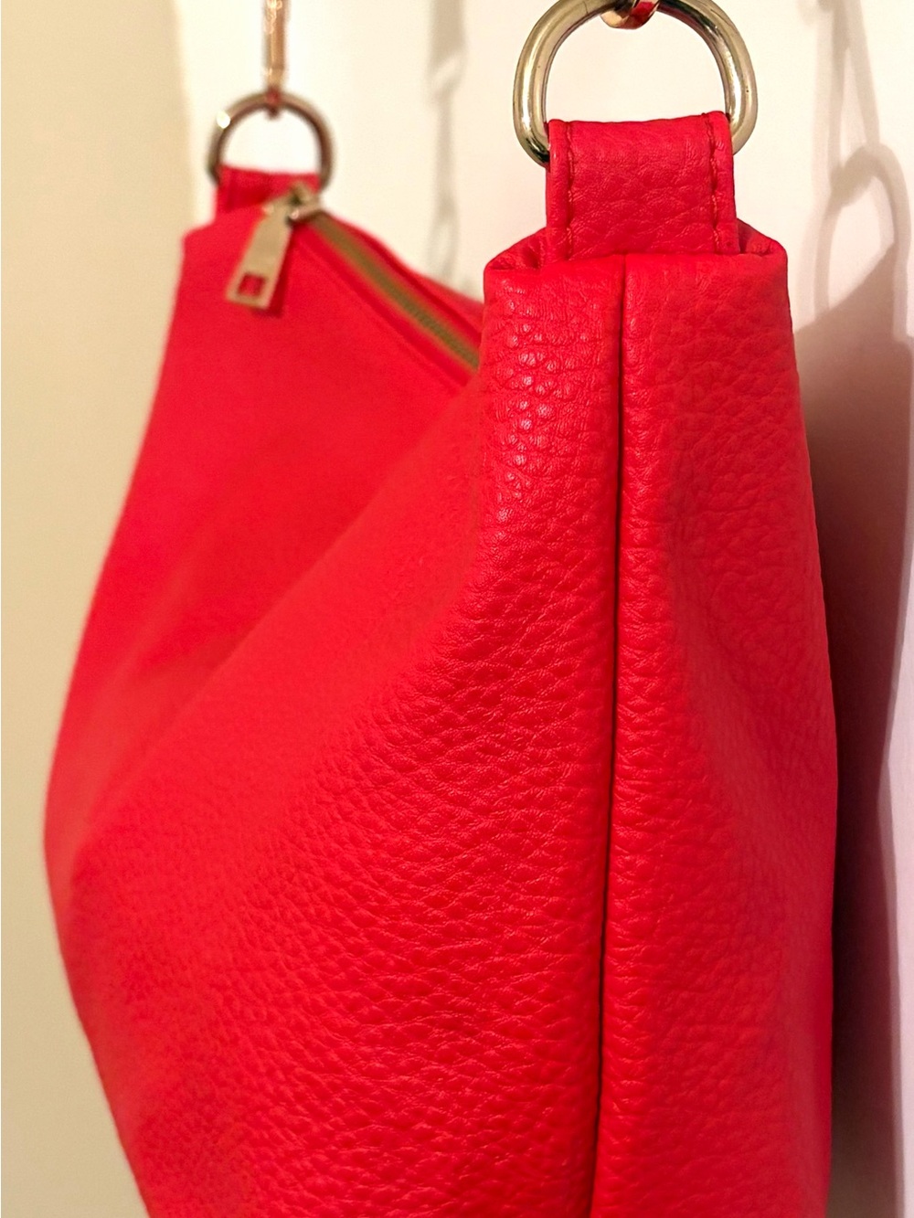 BCBG Paris Red Crossbody Bag & Black Tie Wallet Clutch Bundle - Picture 5 of 16